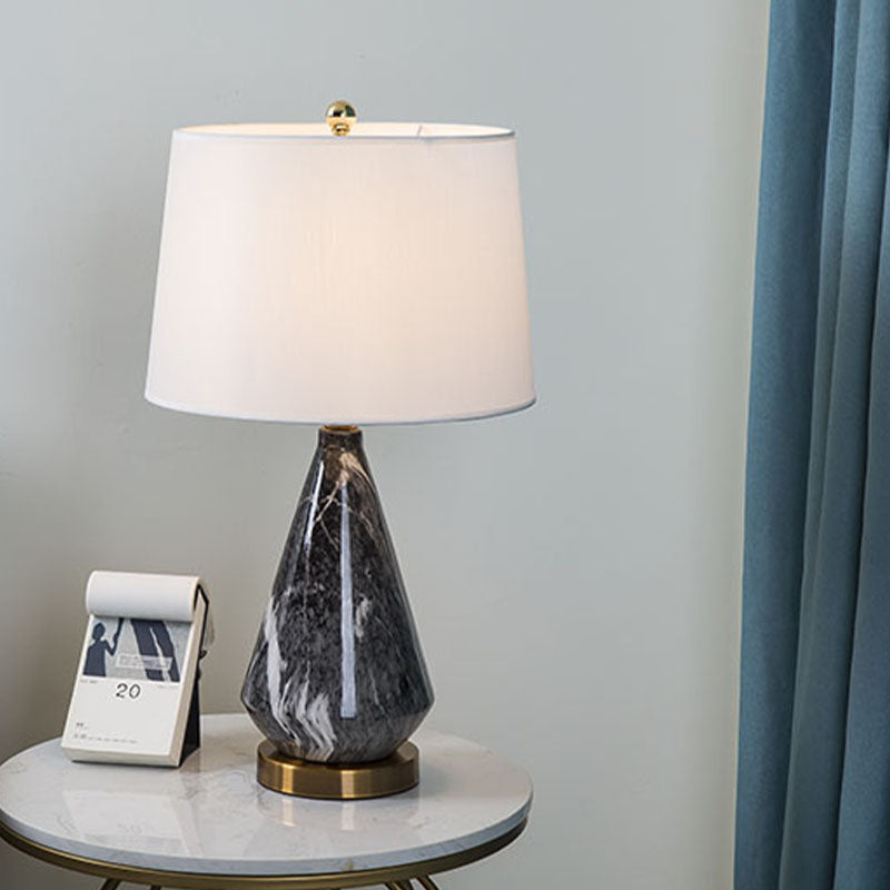 Minimalist Drum Table Lamp With Diamond Ceramic Base In Black/White - Perfect For Nightstands