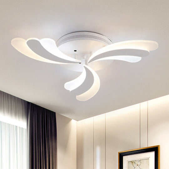 Modern Acrylic Windmill Ceiling Lamp - 3/5/9 Lights - White Flush Mount Light Fixture in Warm/White/Natural Light