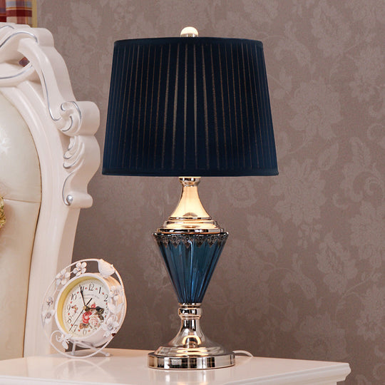 Rolande - Vintage Black Barrel Shade Night Table Lamp Vintage Style Pleated Fabric 1 Bulb Bedroom Desk Light