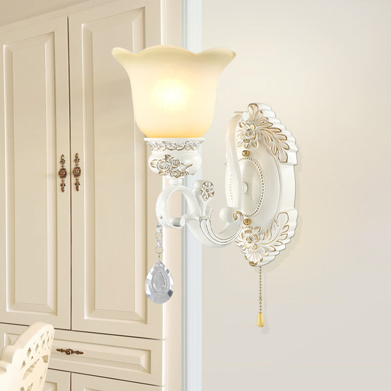 Traditional Ivory Glass Wall Sconce Light Fixture - White Scalloped Design Ideal For Dining Rooms