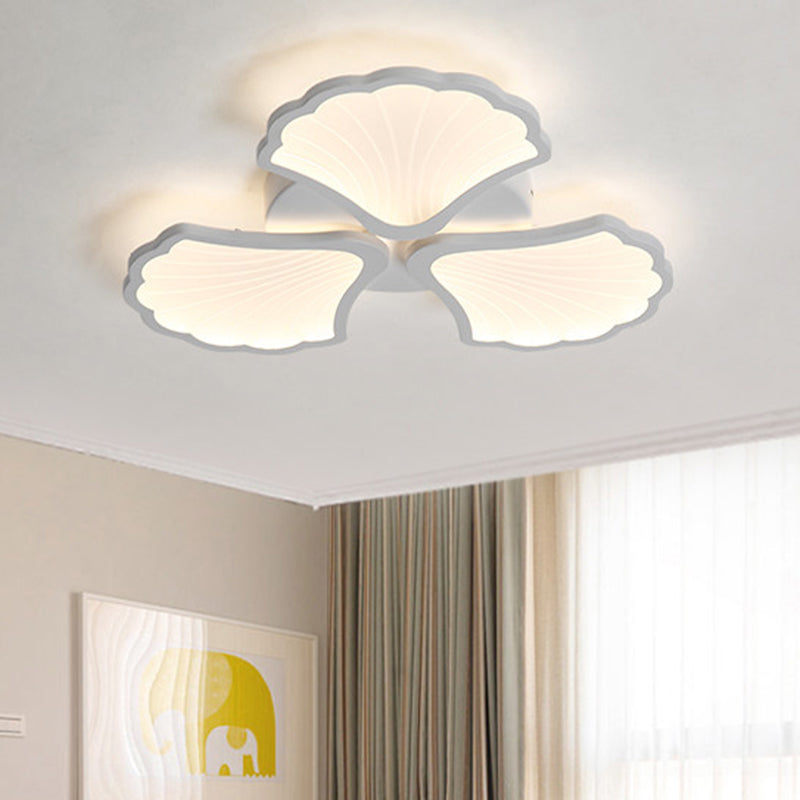 3/5/9-Light LED Flush Ceiling Light with Ginkgo Leaf Acrylic Shade - White Lighting Fixture in Warm/White/Natural Light - for Living Room