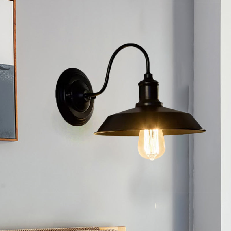 Vintage Style Metal Wall Sconce With Barn Shade For Restaurant Lighting