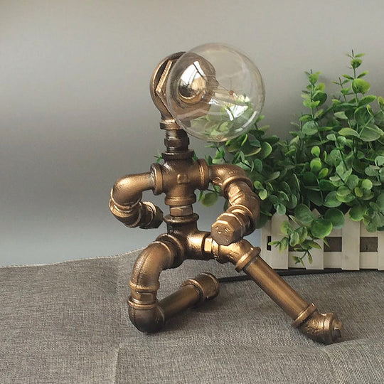 Antique Style Wrought Iron Pipe Man Table Lamp With Brass Finish For Coffee Shop