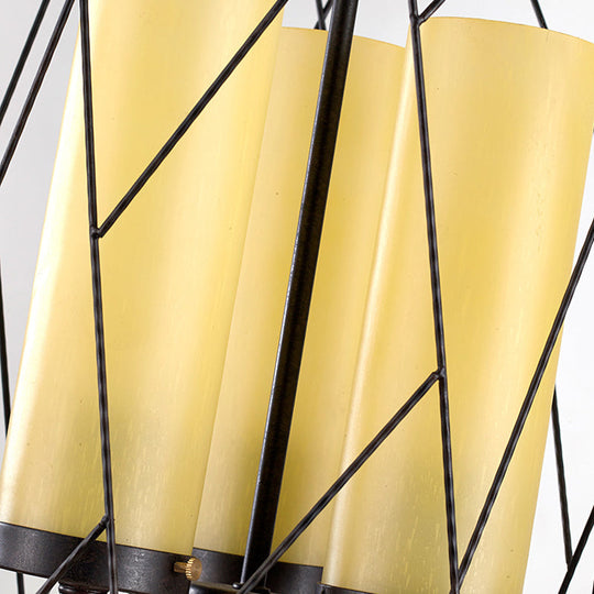 Industrial 3-Head Black Pendant Lamp with Cylinder Glass Shade and Wire Frame - Perfect for Restaurants