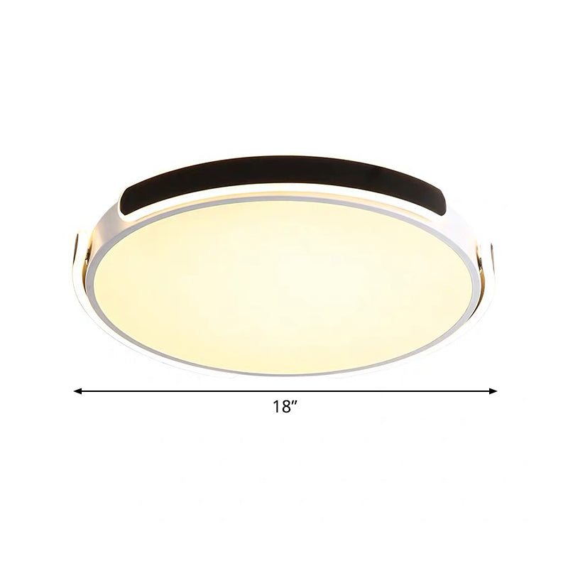 Nordic LED Flush Mount Round Ceiling Light - Black/White with Riveted Straps, 14/18/21.5", Warm/White Light