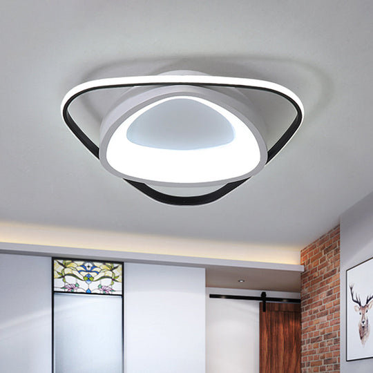 Modern Incurvated Triangle LED Flush Ceiling Light in Black-White, 19.5"/23.5" Width