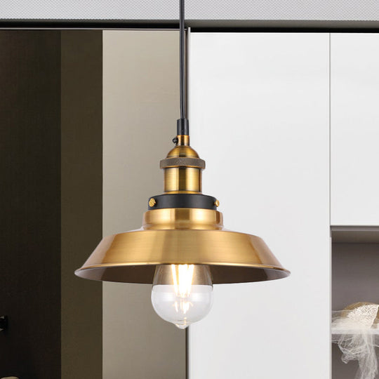 Vintage Gold Pendant Light - Elegant Iron Lid with Retro Cone Shape - Ideal Luminaire for Dining Table