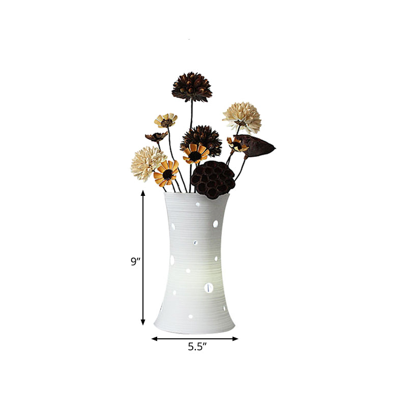 Ceramic White Nightstand Lamp: Led Pastoral Table Light (5.5/7) With Dried Flower Decor