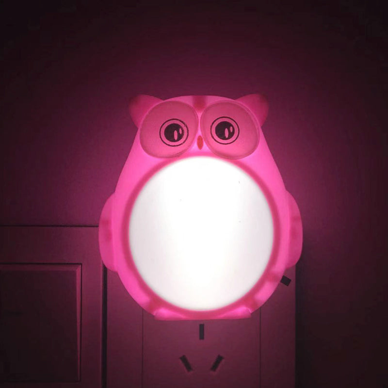 Mini Owl Night Light For Kids Room - Cartoon Plug-In Led Wall Lighting In Red/Green Red