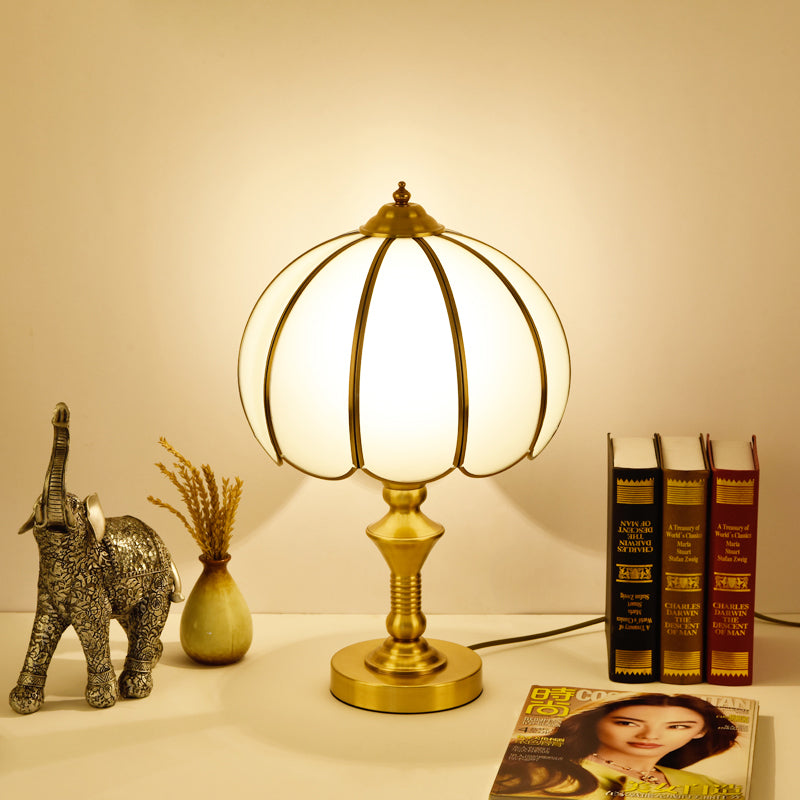 Colonial Gold Table Lamp: Scalloped/Flared Metal Base 1-Light Night Lighting For Bedroom