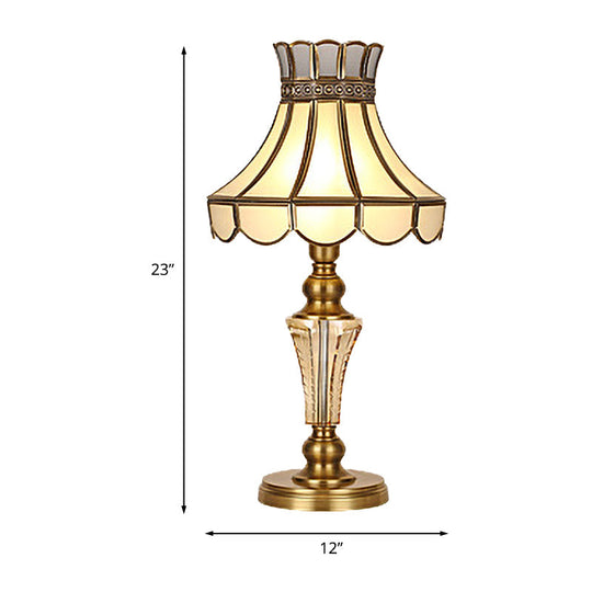 Classic Scalloped Night Table Lamp With Gold Finish And Crystal Accent