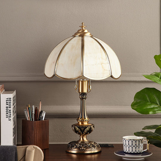 Rustic Cream Glass Scalloped Nightstand Lamp - Elegant Bedroom Table Light