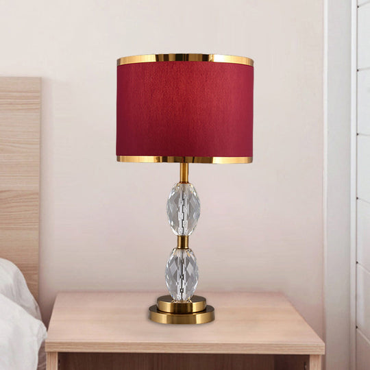 Magalie - Traditional Table Lamp