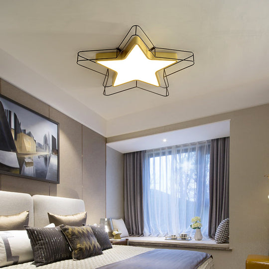 Modern Nordic 5-Point Star LED Flush Mount Ceiling Light - 24.5"/28" Wide, Black/Gold Finish for Bedroom