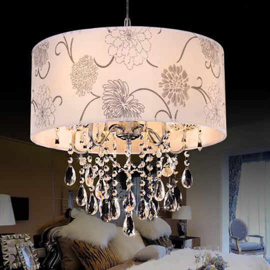 Lustre à tambour blanc contemporain - Luminaire suspendu à 5 lumières avec motif floral et perle de cristal