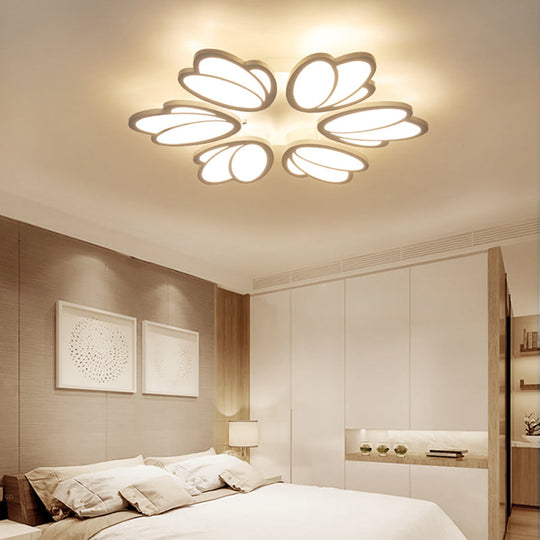 Contemporary Acrylic Leaf Flush Mount Light - LED Ceiling Fixture for Living Room - 3/6/9 Warm/White/Natural Lights