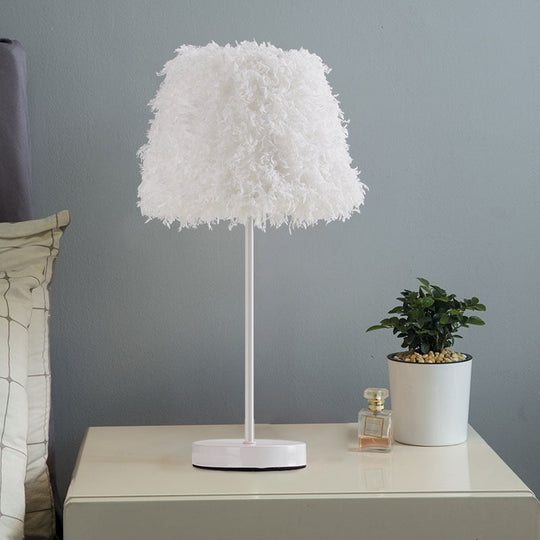 Modernist Pink/White Feather Nightstand Lamp With Gold Base - 1-Head Reading Light White /