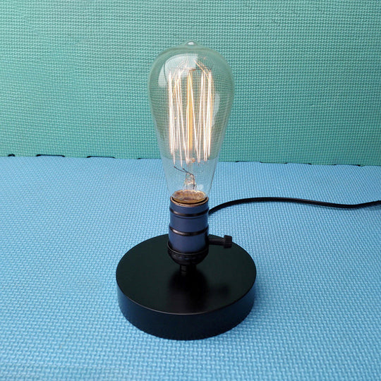 Industrial Black Mini Table Lamp With On/Off Switch - Stylish Metal Lighting For Coffee Shop