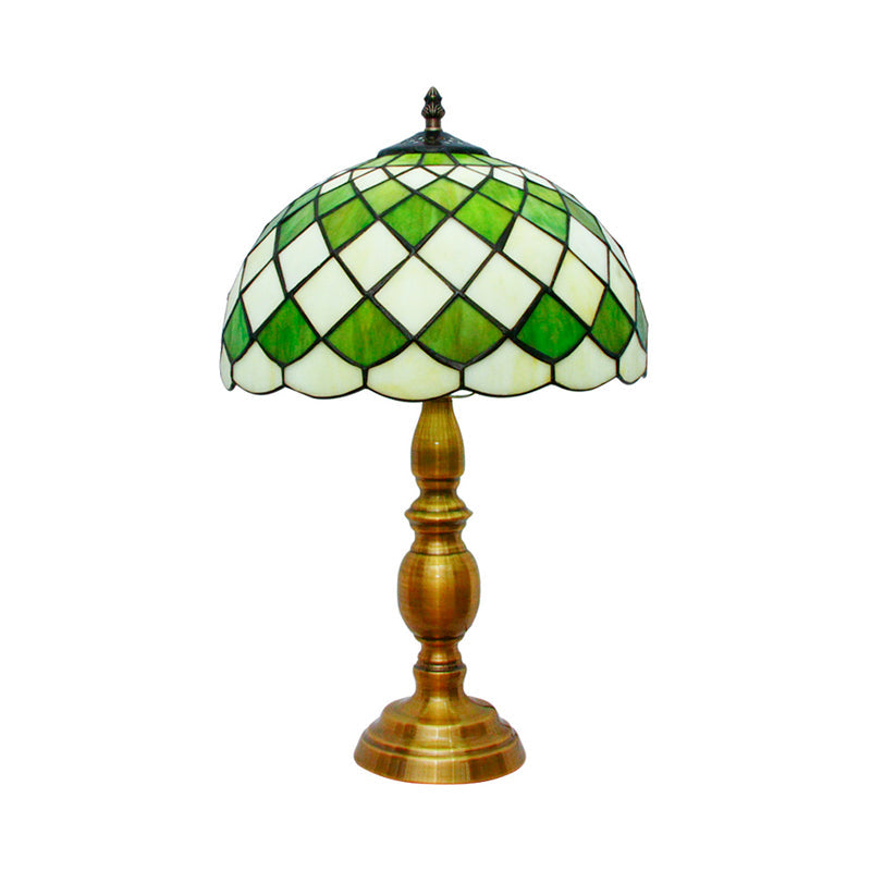 Scarlett - Classic Single Bulb Dome Nightstand Lamp Classic Green Hand Cut Glass Desk Light with Grid Pattern