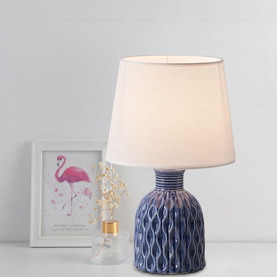 Alaraph - Contemporary Table Lamp