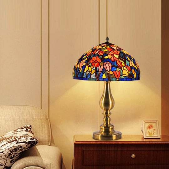 Tiffany Glass Brass Table Lamp - Classic Night Lighting With Magnolia Pattern