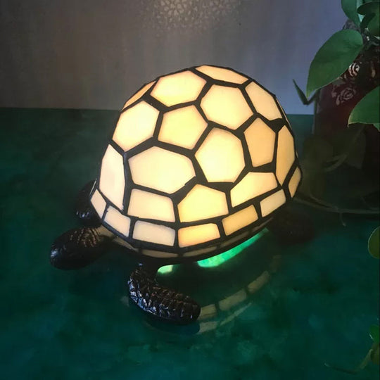 Tiffany Stained Glass Tortoise Table Lamp In Beige/Yellow - Decorative Indoor Lighting Beige