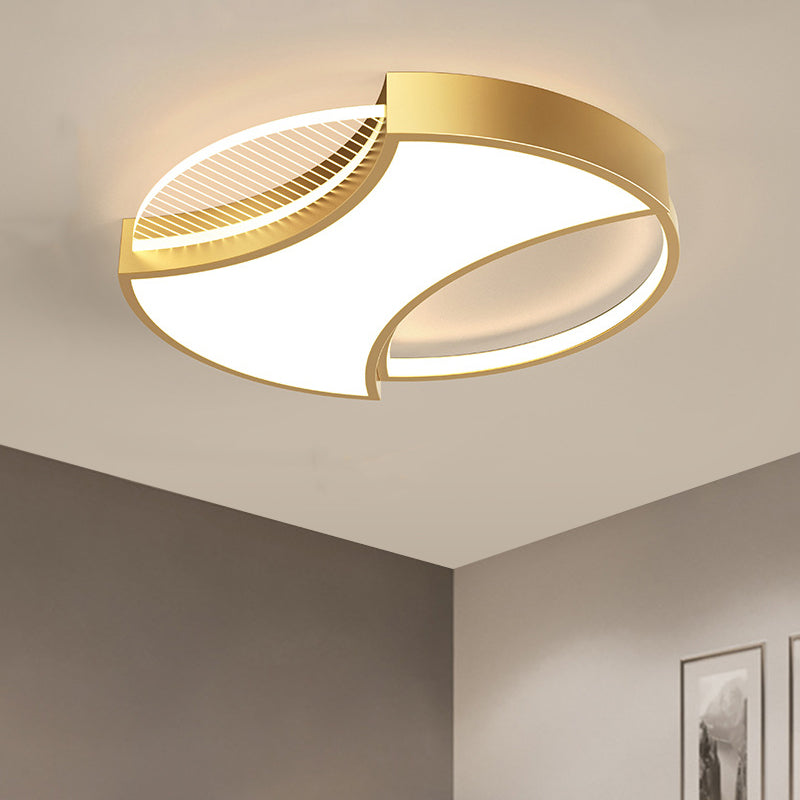 Modern Geometric Metal LED Flush Mount Ceiling Light in Black/Gold - 18"/21.5" Width