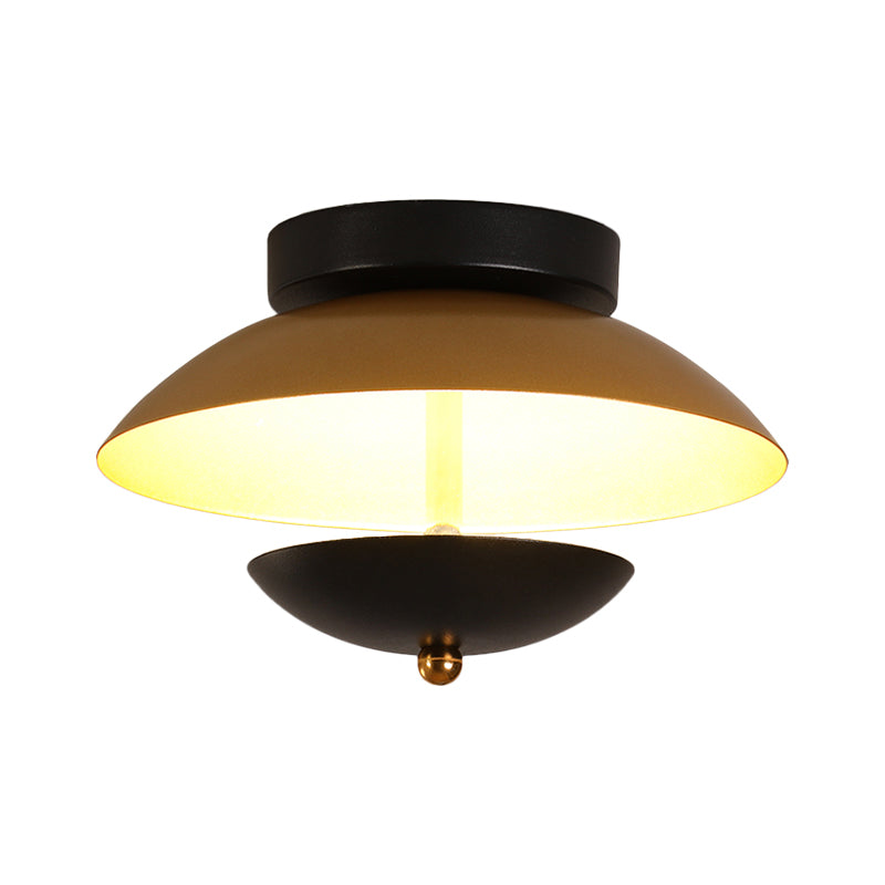 Plate-Shape LED Ceiling Light Fixture - Modern Metallic Flush Lamp for Hallways and Aisles in White/Gold