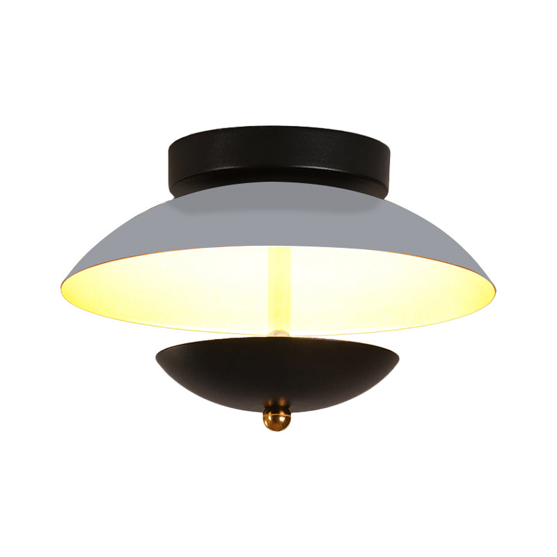 Plate-Shape LED Ceiling Light Fixture - Modern Metallic Flush Lamp for Hallways and Aisles in White/Gold