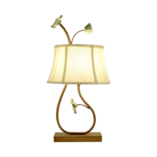 Alpheratz - White/Green Table Lamp