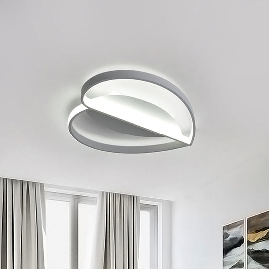 Nordic LED Flush Mount Ceiling Lamp - White Heart Design with Acrylic Shade in Warm/White Light