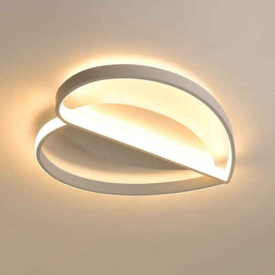 Nordic LED Flush Mount Ceiling Lamp - White Heart Design with Acrylic Shade in Warm/White Light