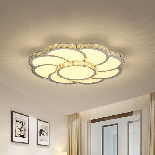 Beveled Crystal Floral Ceiling Flush Mount Lamp in Chrome with Warm/White Light - 18"/23.5" Wide