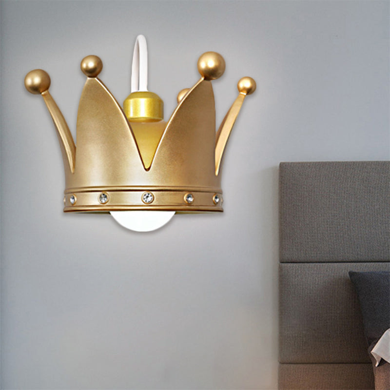 Kids Metal Wall Sconce: Crown Bedroom Light In Gold/Pink - 1-Bulb Mounted