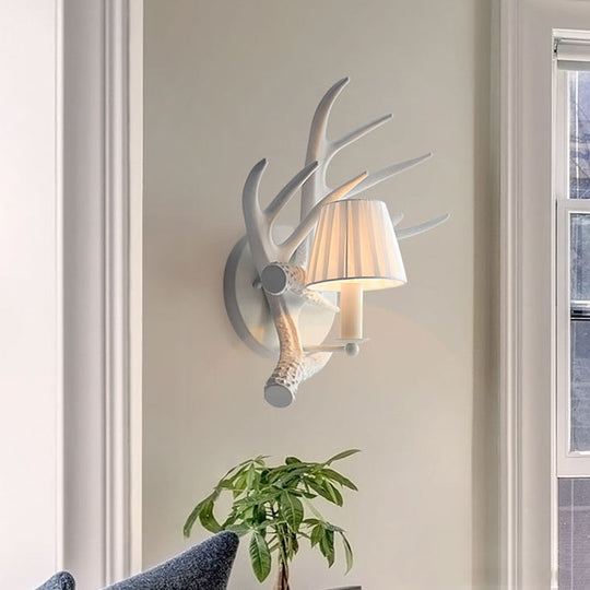 Rustic Antlers Wall Lamp: Resin Single Bulb Sconce Light In White Finish For Lodge Villa / With