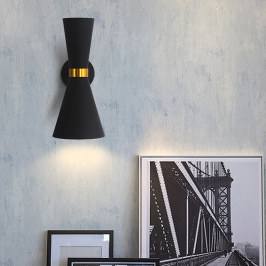 Modern Black And White Cocktail Shaker Sconce Lamp: Wall Mounted Metal Lighting With Rotatable Joint