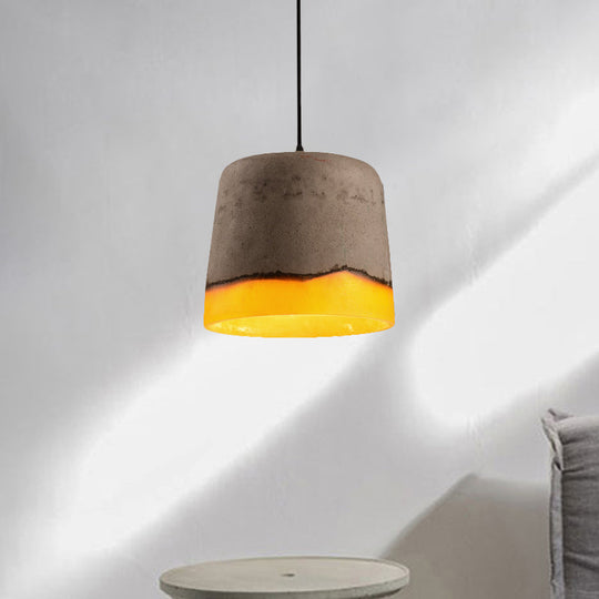 Grey Industrial Cement and Resin Pendant Lamp with 1 Head - Perfect for Restaurants!