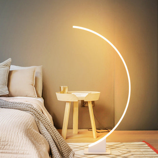 Arch Floor Lamp With Minimalist Design And Led Lighting - Ideal For Bedroom Warm/White Light White /