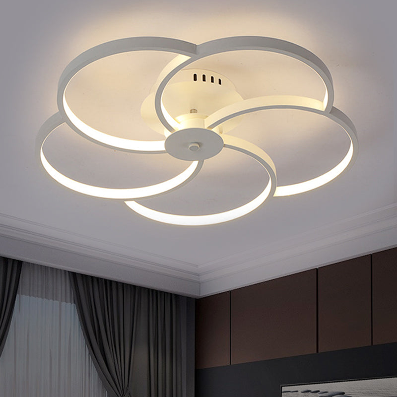 Modern Flower Metal LED Ceiling Light in 18"/21.5" - Black/White with Warm/White/Natural Light Options