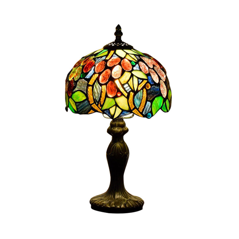 Stunning Tiffany Style Green Stained Glass Accent Table Lamp - Scalloped Edged Design 1 Light