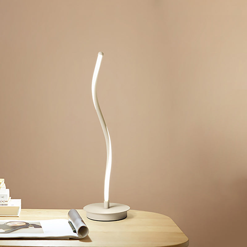 Sleek Metal Ribbon Night Light: Simplicity Black/White Led Task Lighting On Round Pedestal