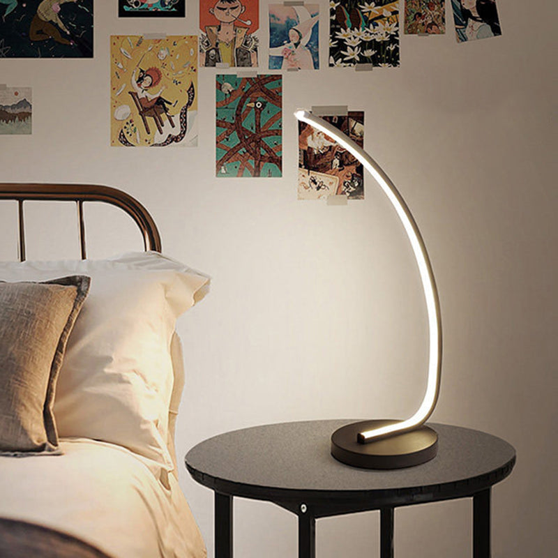 Modern Metal Led Bedroom Reading Light In Black/White