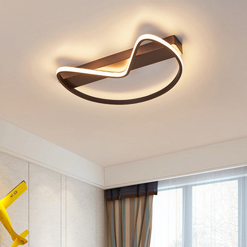 Nordic Style Flush Mount Foyer Kitchen Ceiling Light with Bow Shaped Metal Design