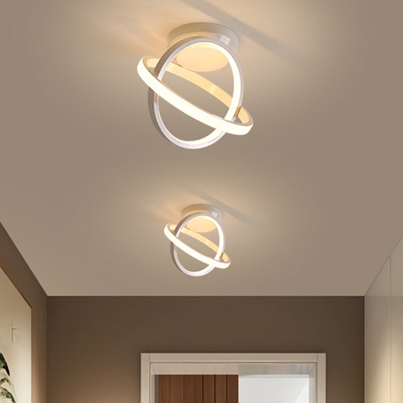 Minimalist Led Flush Mount Ceiling Light - Crossed Rings Design In Black/White