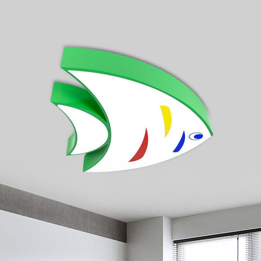 Underwater Adventure LED Flush Mount Lamp - Colorful Acrylic Tropical Fish Design for Children's Room Ceiling