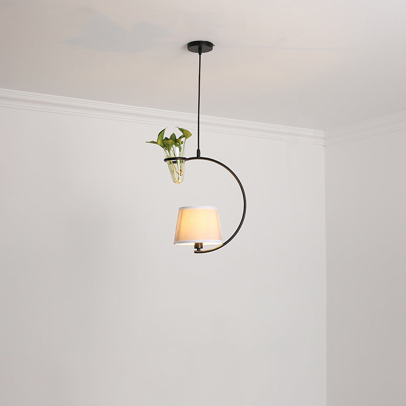 Rustic Pendant Light with Plant Pot and Oval/ Trapezoid Frame in Black - Perfect for Cafes