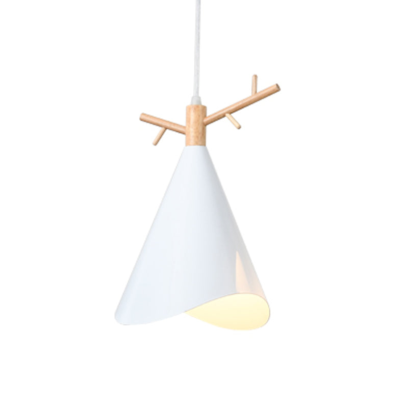 Iron Waveform-Edge Conic Ceiling Light - Nordic 1 Head Pendant (Green/Grey/White) With Wood Antler