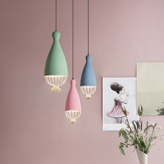 Macaron Inverted Balloon Pendant Light With Wire Cage And 1 Head In Grey/Pink/Blue