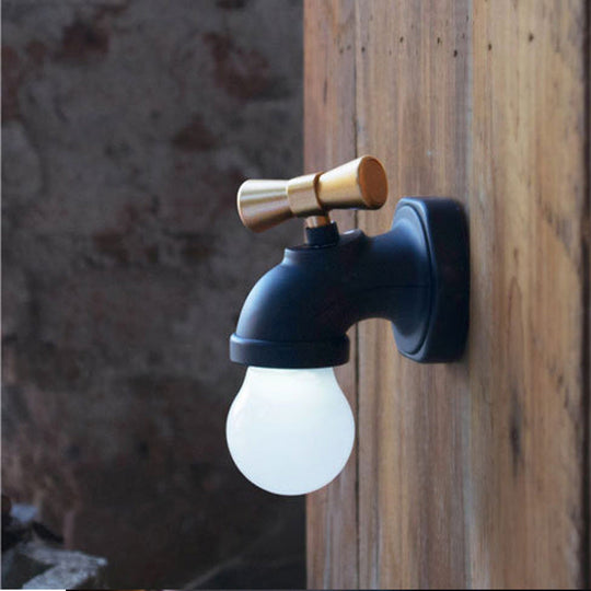 Modern Metal Wall Sconce For Faucet-Themed Kids Bedroom With Lovely One-Light Lamp