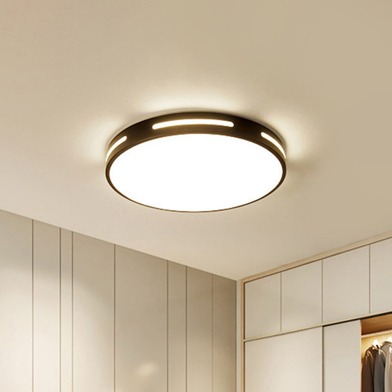 Minimalist Round Ultra-Thin LED Bedroom Ceiling Lamp in Black/White, Various Sizes